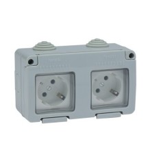 Base Enchufe Electricidad 10Amp250V Sch.Doble Estanco Toma tierra Lateral Ip55 Gris Famat