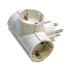 Adaptador Electricidad 79X83X63 Tt 16A-250V Triple Laton Policarbonato Blanco Famat