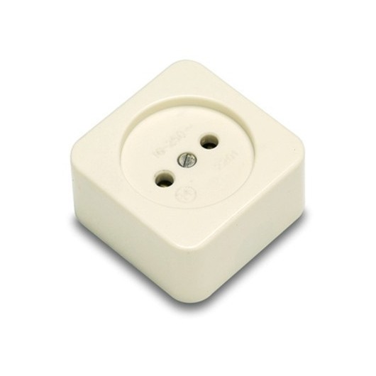 Base Electricidad 54X54X32 Sup 10A-250V Policarbonato/Porcelana Blanco 2201 Famat