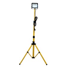 Proyector Ilumin 30W Ip65 2830Lm 6500K Led Telesc 3Mt Met Ne