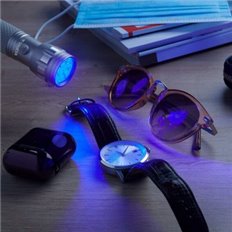 Linterna Led Uv Light 3 Pilas Aaa Incluidas Varta