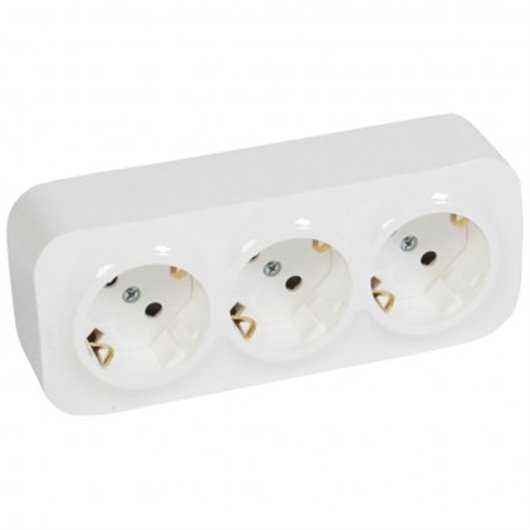 Base Shuko Triple Superficie 16A Blanco Ip21 Forix Legrand
